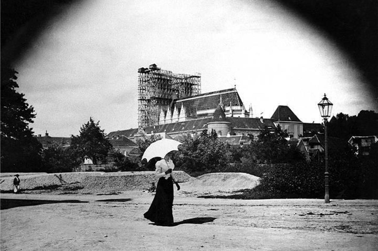 Katedrala u gradnji oko 1895. godine (Foto Ivan Standl)